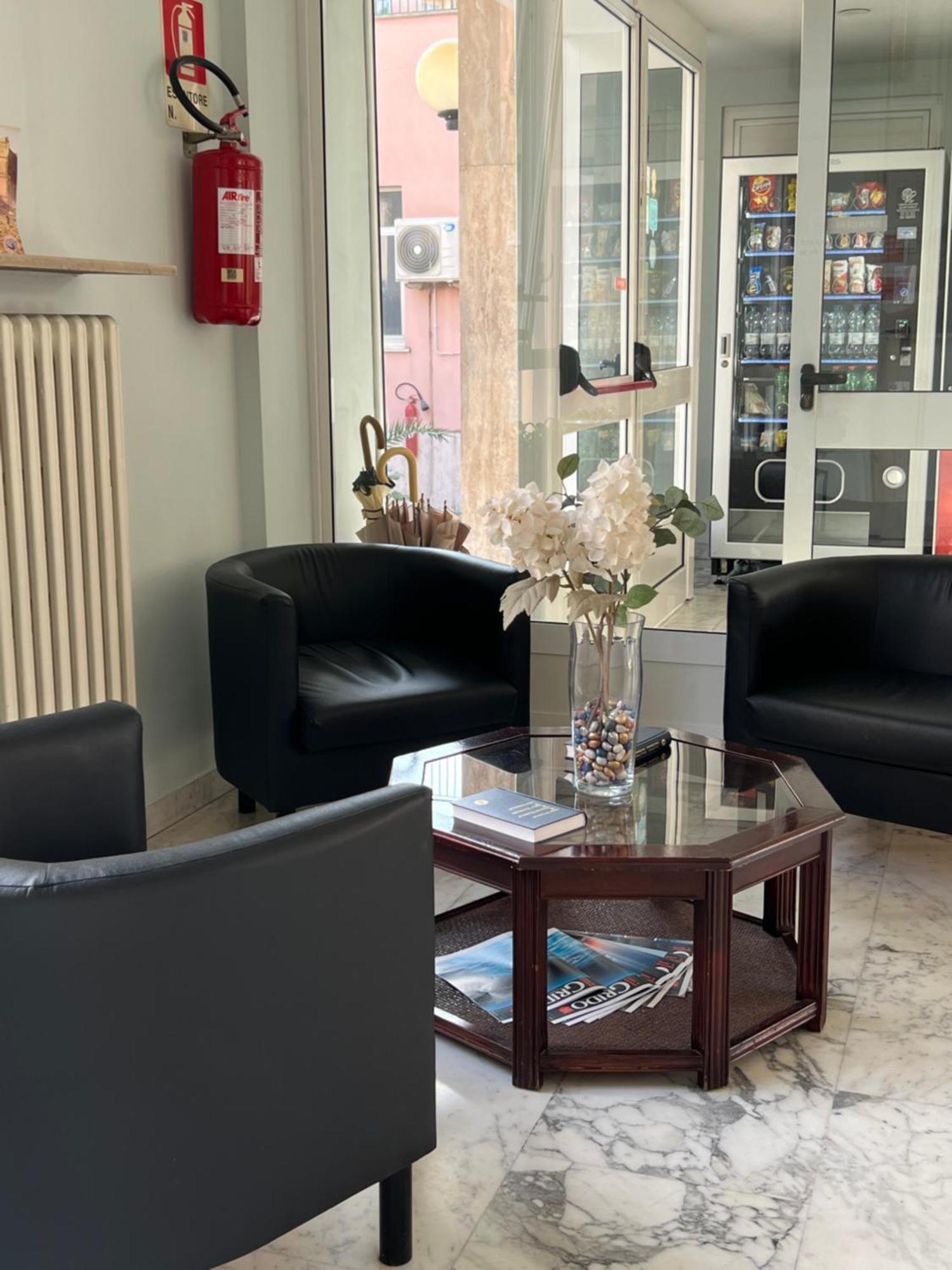 Foresteria Roma Esercito della Salvezza Esterno foto