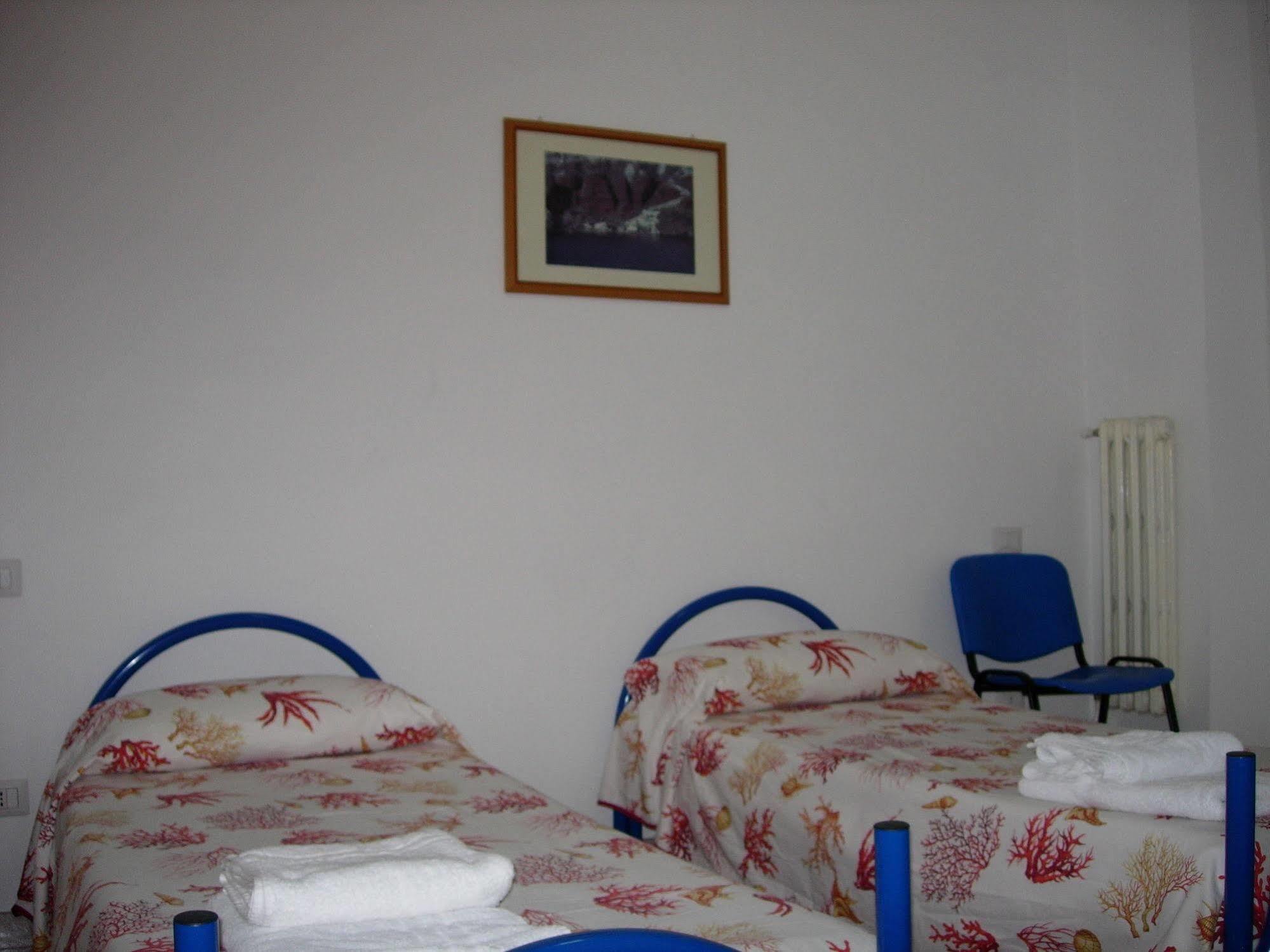 Foresteria Roma Esercito della Salvezza Esterno foto