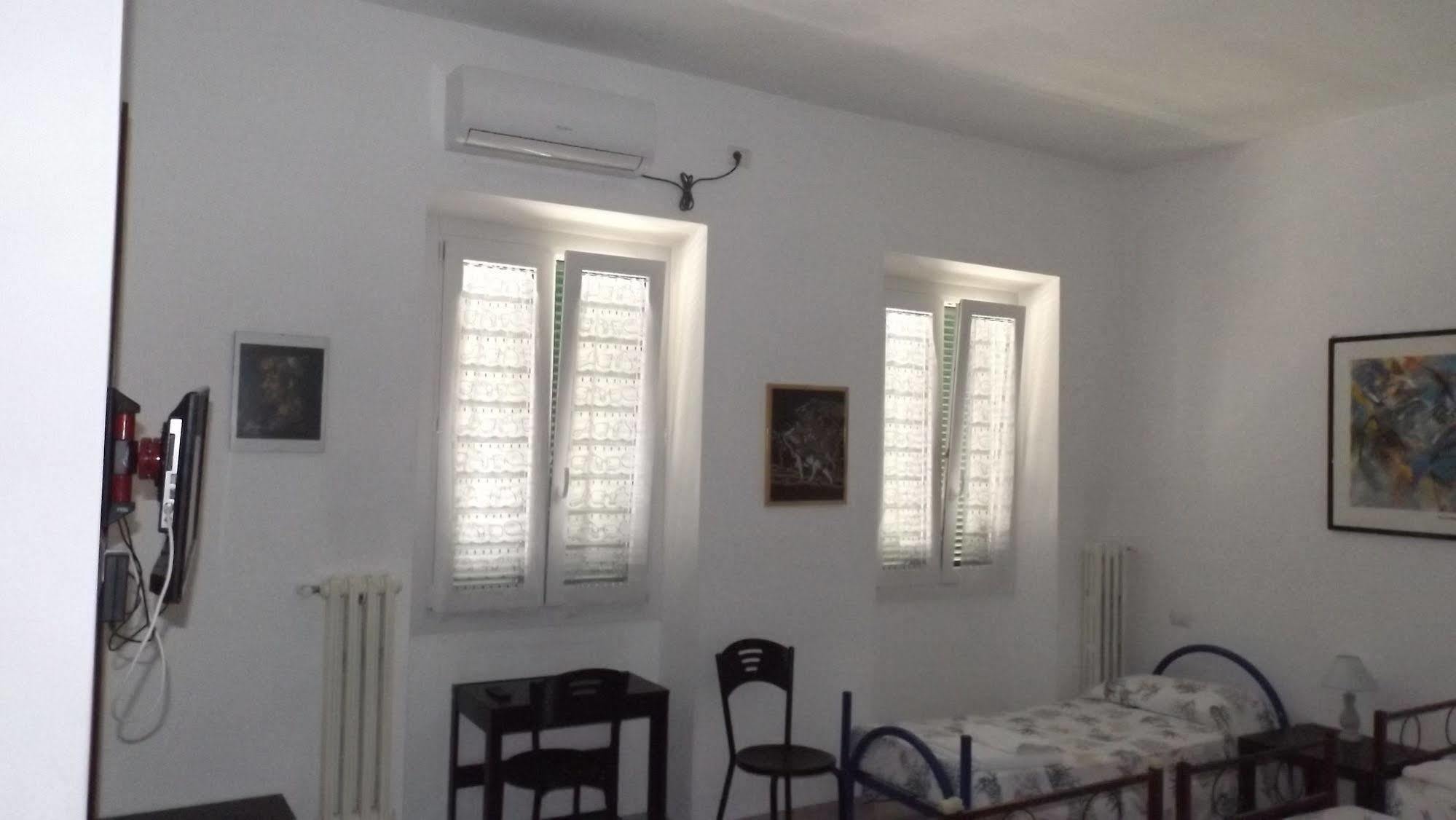 Foresteria Roma Esercito della Salvezza Esterno foto